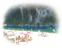 Plage dans les gorges de l'Ardèche